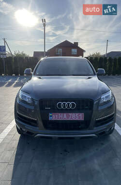 Позашляховик / Кросовер Audi Q7 2015 в Луцьку