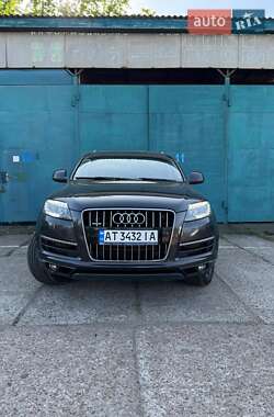 Внедорожник / Кроссовер Audi Q7 2013 в 