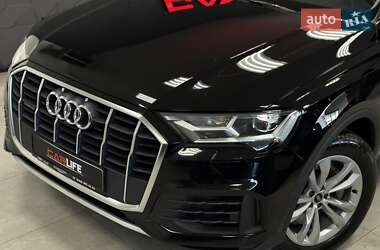 Внедорожник / Кроссовер Audi Q7 2020 в 
