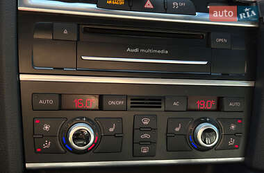 Внедорожник / Кроссовер Audi Q7 2013 в 
