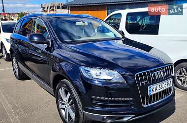 Внедорожник / Кроссовер Audi Q7 2011 в 
