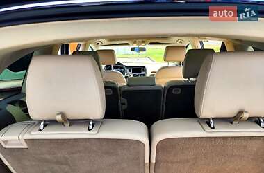 Внедорожник / Кроссовер Audi Q7 2011 в 