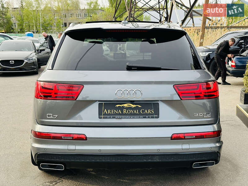 Внедорожник / Кроссовер Audi Q7 2016 в Харькове