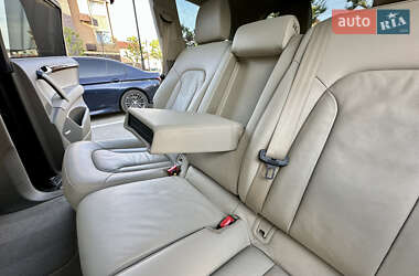 Внедорожник / Кроссовер Audi Q7 2015 в 