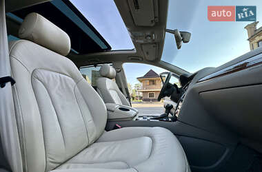 Внедорожник / Кроссовер Audi Q7 2015 в 