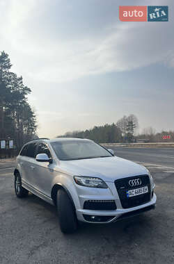 Внедорожник / Кроссовер Audi Q7 2012 в 