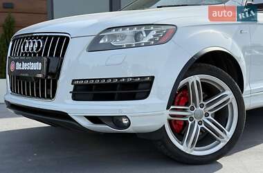 Внедорожник / Кроссовер Audi Q7 2015 в 