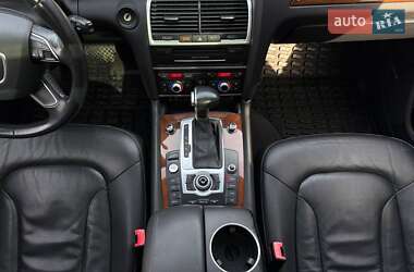 Внедорожник / Кроссовер Audi Q7 2015 в 