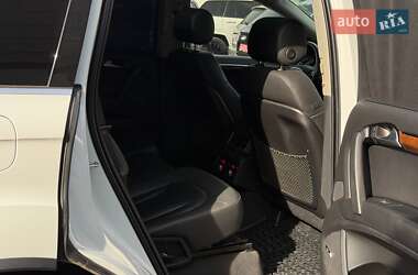 Внедорожник / Кроссовер Audi Q7 2015 в 
