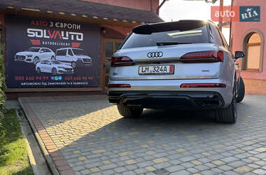 Внедорожник / Кроссовер Audi Q7 2020 в 