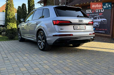 Внедорожник / Кроссовер Audi Q7 2020 в 