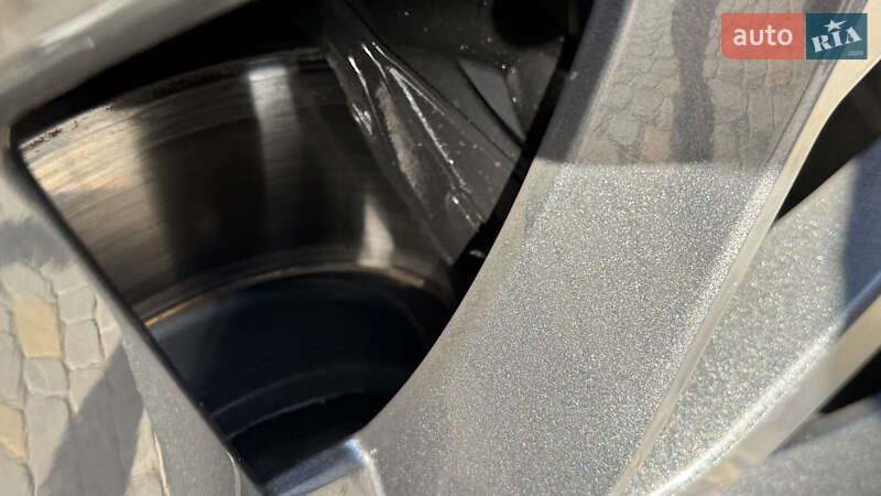 Позашляховик / Кросовер Audi Q7 2020 в Сваляві