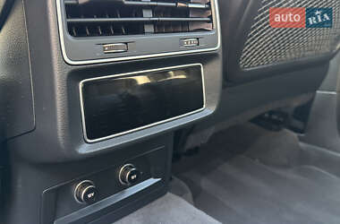 Внедорожник / Кроссовер Audi Q7 2020 в 