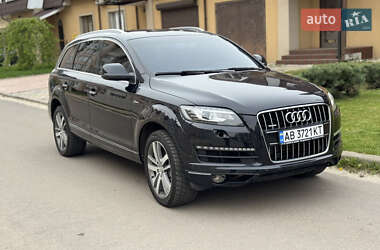 Внедорожник / Кроссовер Audi Q7 2015 в 
