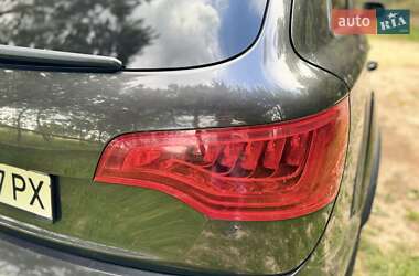 Внедорожник / Кроссовер Audi Q7 2012 в 