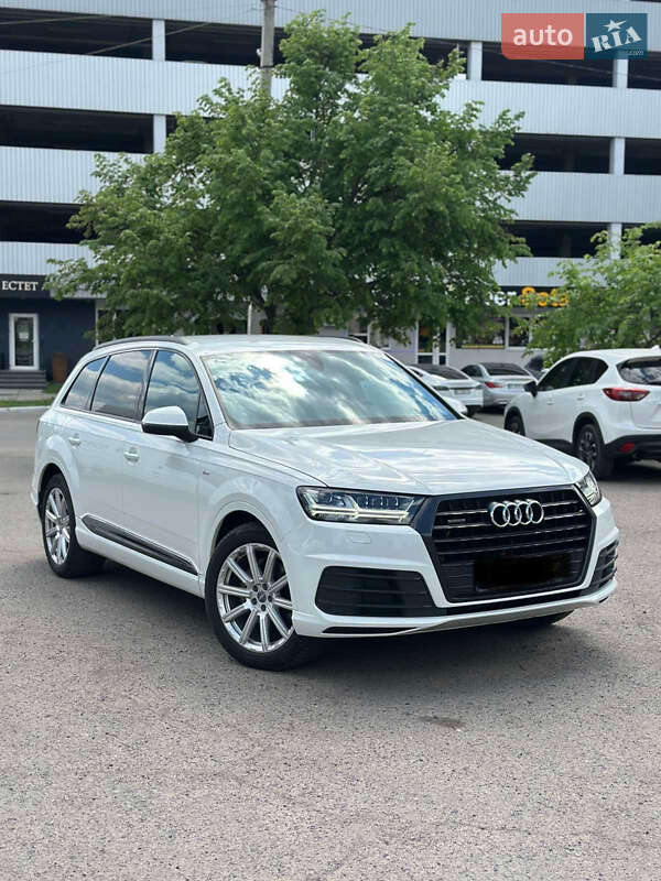 Audi Q7 2017