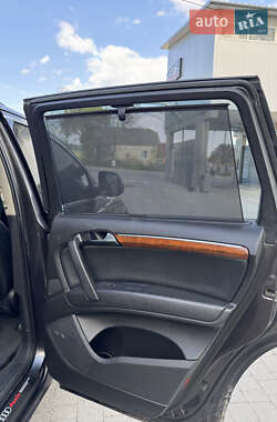 Внедорожник / Кроссовер Audi Q7 2007 в 