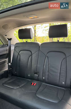 Внедорожник / Кроссовер Audi Q7 2007 в 
