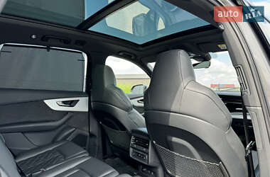 Внедорожник / Кроссовер Audi Q7 2021 в 