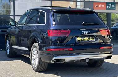 Внедорожник / Кроссовер Audi Q7 2016 в 