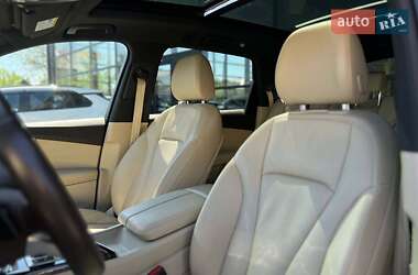 Внедорожник / Кроссовер Audi Q7 2016 в 