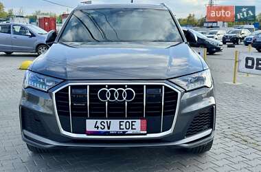 Внедорожник / Кроссовер Audi Q7 2020 в 