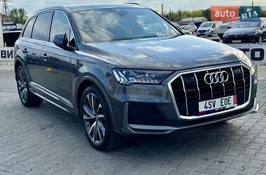 Внедорожник / Кроссовер Audi Q7 2020 в 