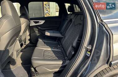 Внедорожник / Кроссовер Audi Q7 2020 в 