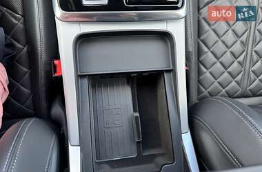 Внедорожник / Кроссовер Audi Q7 2020 в 