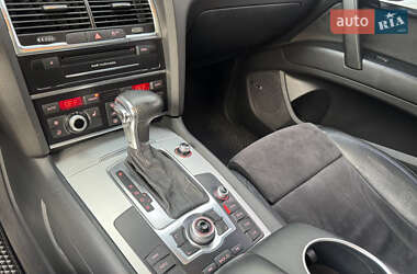 Внедорожник / Кроссовер Audi Q7 2011 в 