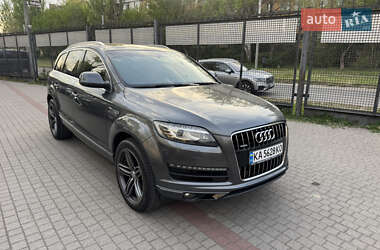 Внедорожник / Кроссовер Audi Q7 2011 в 