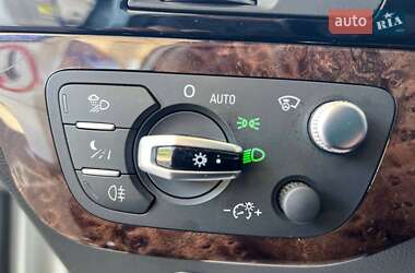 Внедорожник / Кроссовер Audi Q7 2016 в 