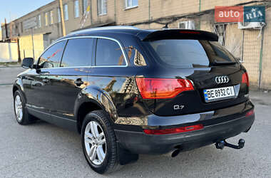 Внедорожник / Кроссовер Audi Q7 2006 в 