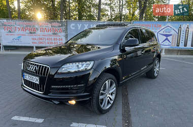 Внедорожник / Кроссовер Audi Q7 2013 в 