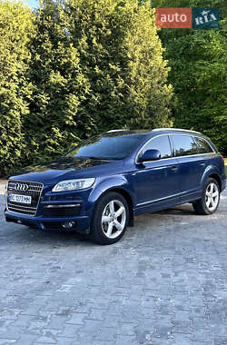 Внедорожник / Кроссовер Audi Q7 2007 в 