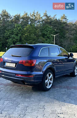 Внедорожник / Кроссовер Audi Q7 2007 в 