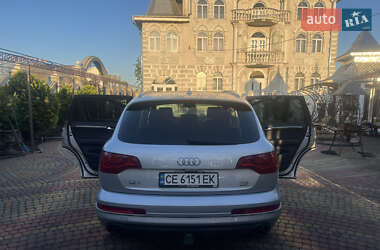 Позашляховик / Кросовер Audi Q7 2011 в 