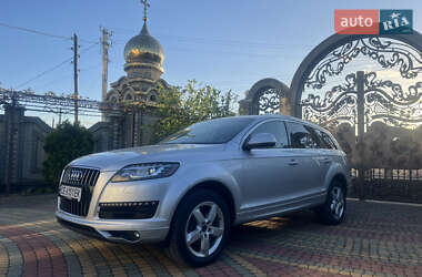 Позашляховик / Кросовер Audi Q7 2011 в 