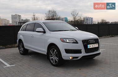 Позашляховик / Кросовер Audi Q7 2015 в 