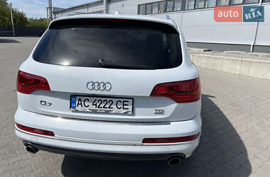Внедорожник / Кроссовер Audi Q7 2013 в 