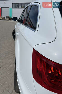 Внедорожник / Кроссовер Audi Q7 2013 в 