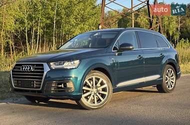 Позашляховик / Кросовер Audi Q7 2019 в Ковелі