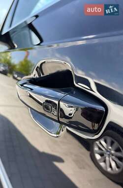 Внедорожник / Кроссовер Audi Q7 2019 в 
