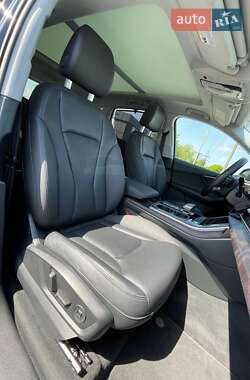 Внедорожник / Кроссовер Audi Q7 2019 в 