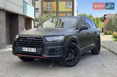 Позашляховик / Кросовер Audi Q7 2016 в Івано-Франківську