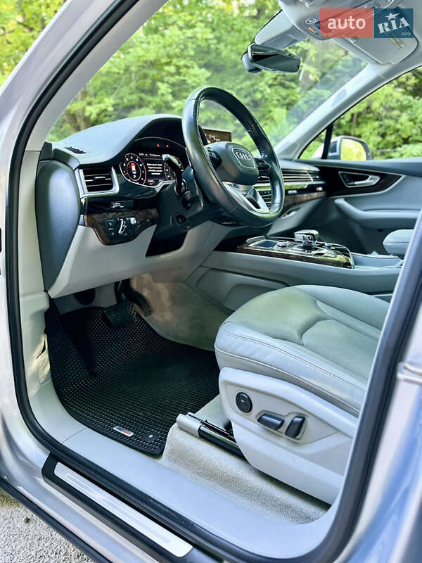 Внедорожник / Кроссовер Audi Q7 2016 в Львове фото 12 Внедорожник / Кроссовер Audi Q7 2016 в Львове