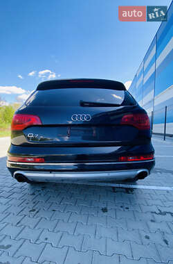 Внедорожник / Кроссовер Audi Q7 2012 в 