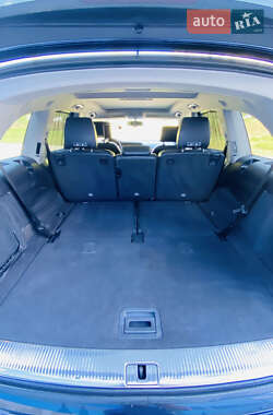 Внедорожник / Кроссовер Audi Q7 2012 в 