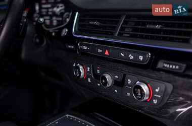 Внедорожник / Кроссовер Audi Q7 2015 в Черновцах