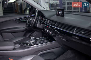 Внедорожник / Кроссовер Audi Q7 2015 в Черновцах